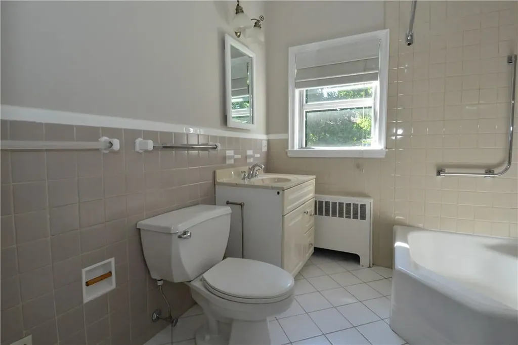 25 Hathaway Road Bronxville NY 10708