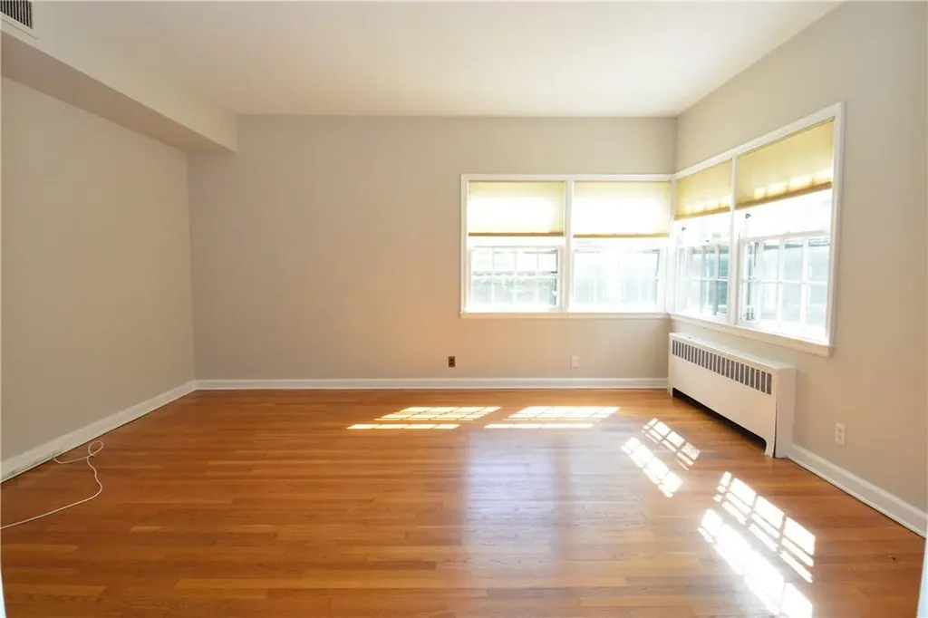 25 Hathaway Road Bronxville NY 10708