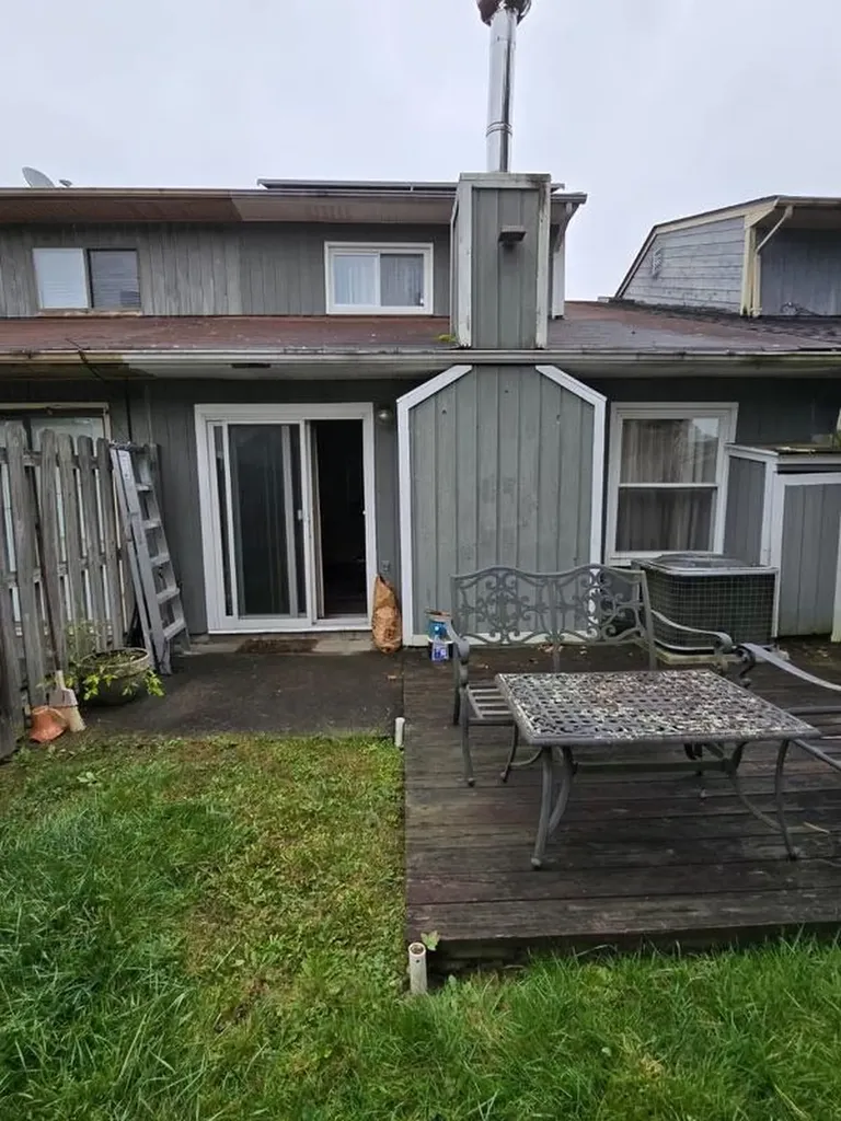 81 Marian Court Warwick NY 10990