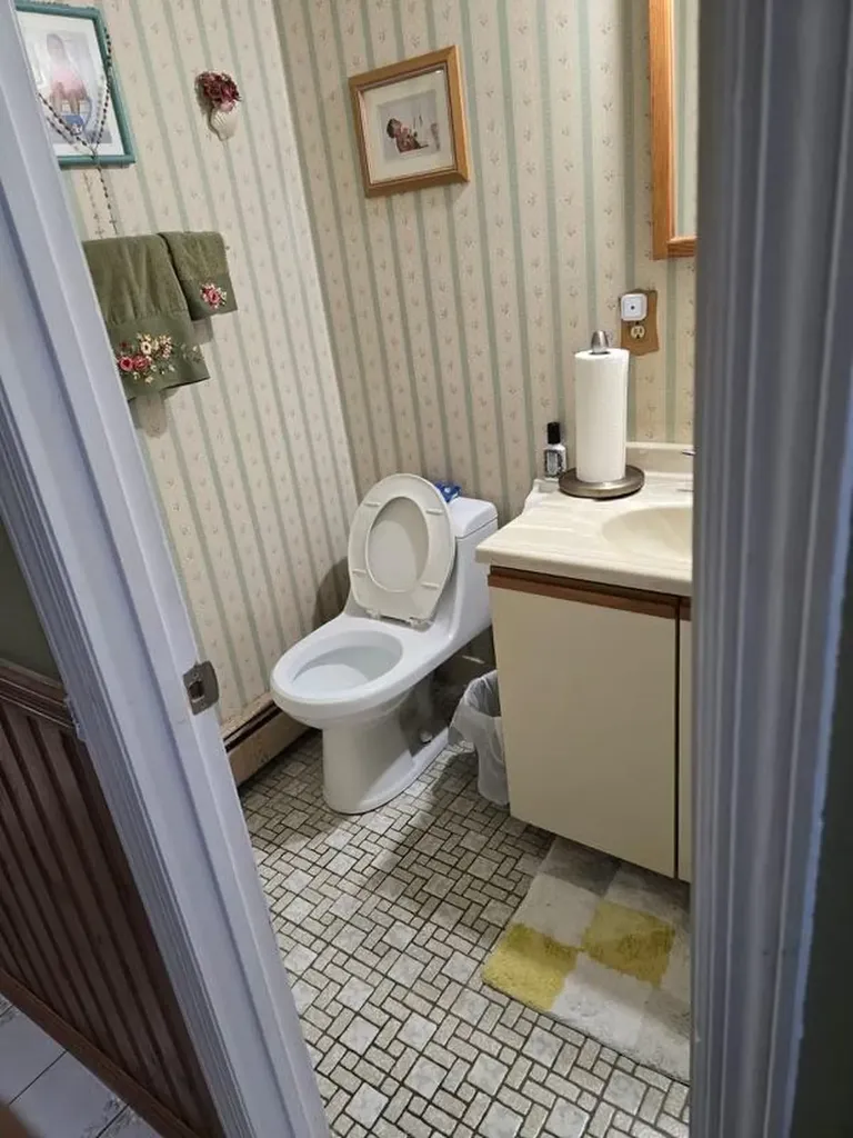 81 Marian Court Warwick NY 10990