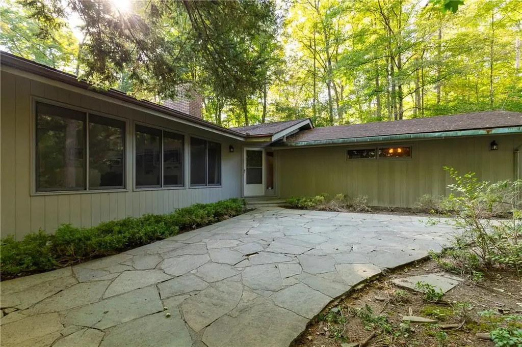 34 Ridgeview Road Poughkeepsie NY 12603