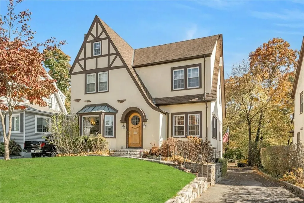 10 Overlook Road White Plains NY 10605