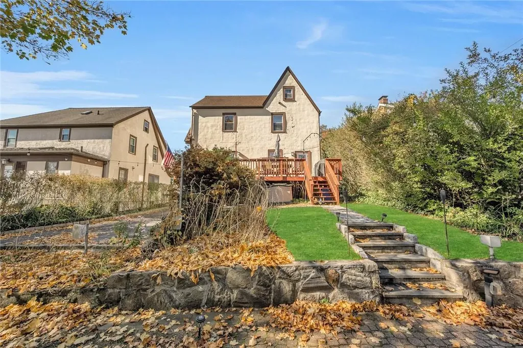 10 Overlook Road White Plains NY 10605