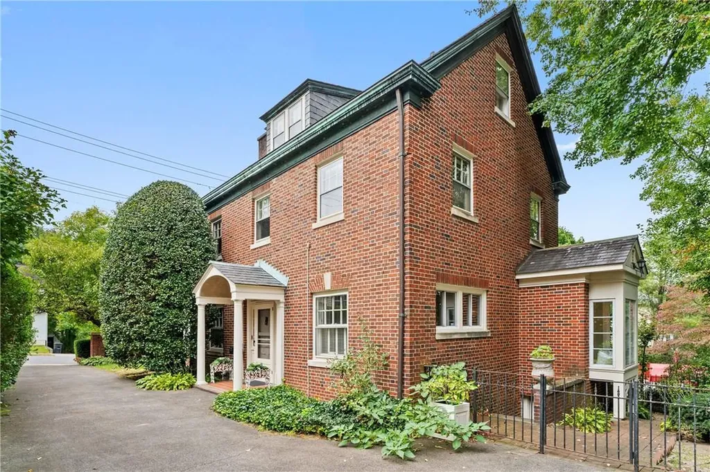 110 Marquand Avenue Bronxville NY 10708