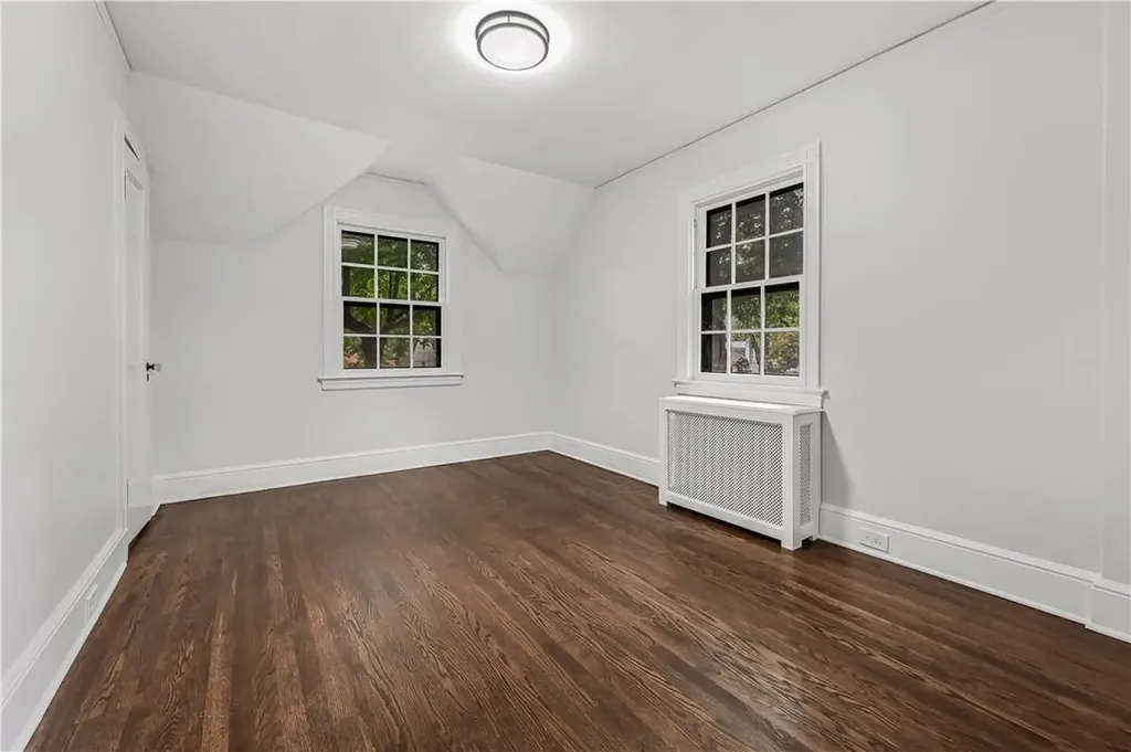 383 Collins Avenue Mount Vernon NY 10552