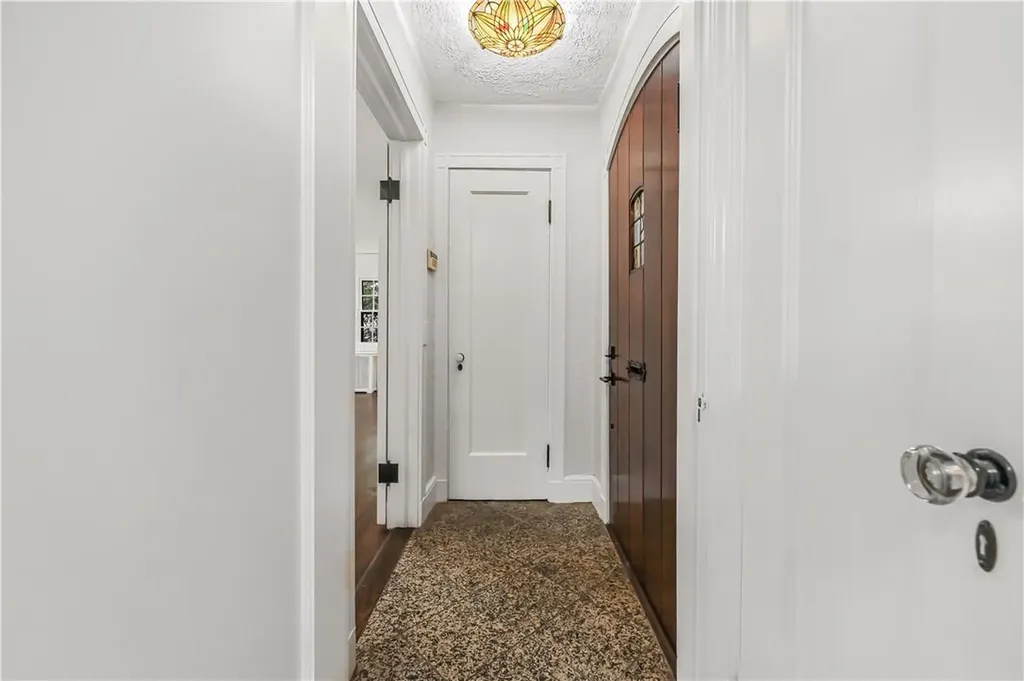 383 Collins Avenue Mount Vernon NY 10552