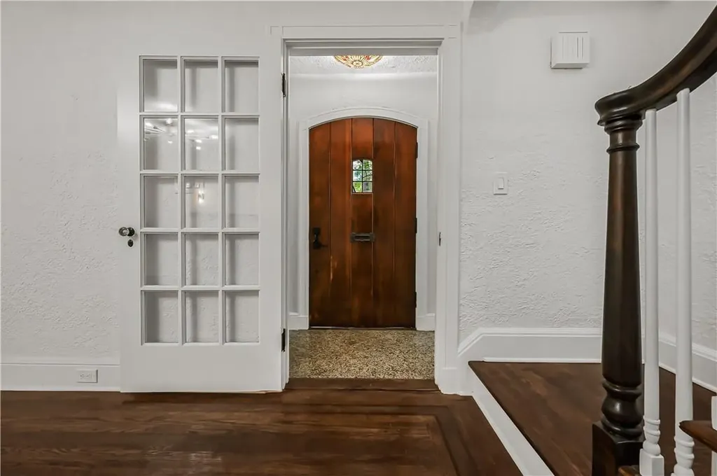383 Collins Avenue Mount Vernon NY 10552