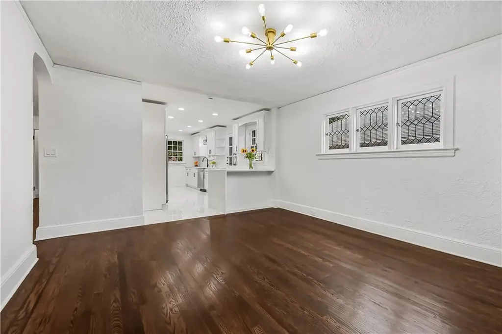 383 Collins Avenue Mount Vernon NY 10552
