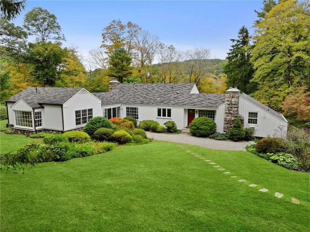 310 Stone Hill Road Pound Ridge NY 10576