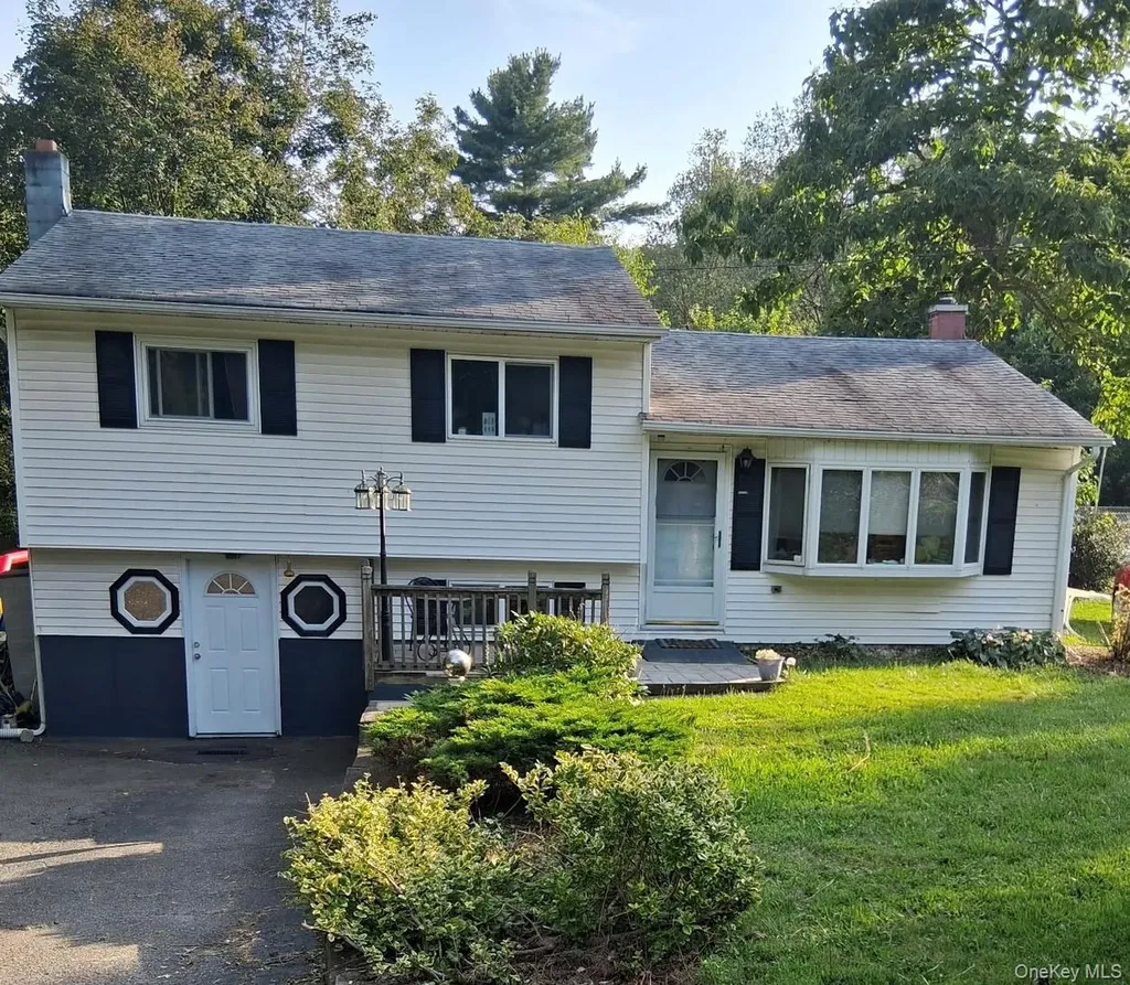 2125 State Route 300 Wallkill NY 12589