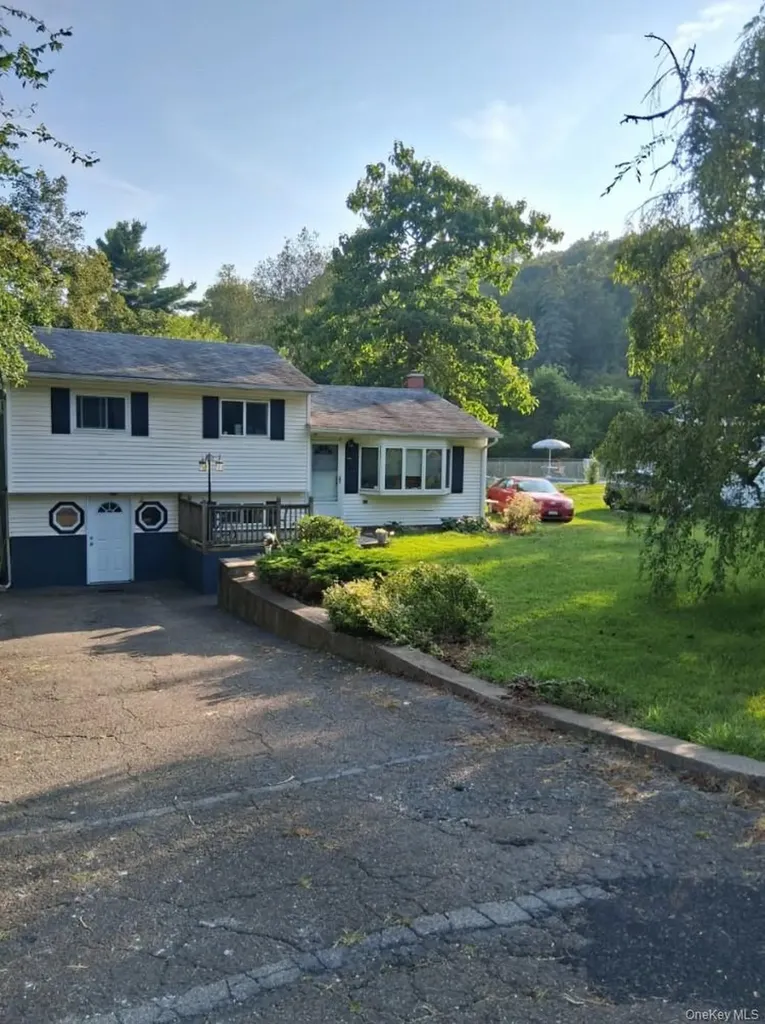 2125 State Route 300 Wallkill NY 12589