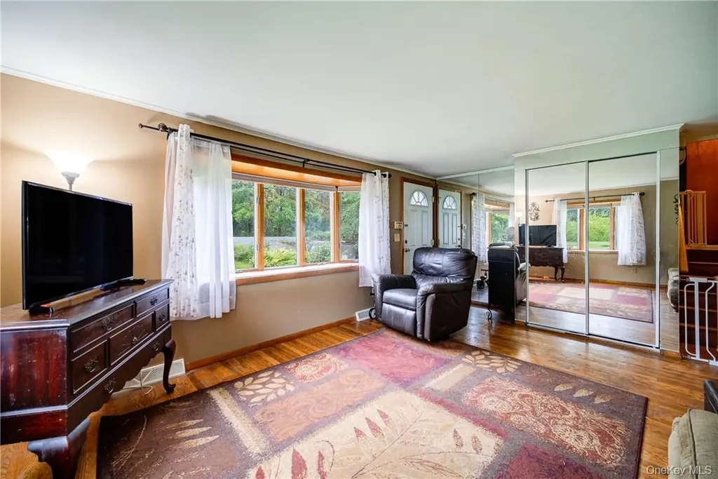2125 State Route 300 Wallkill NY 12589