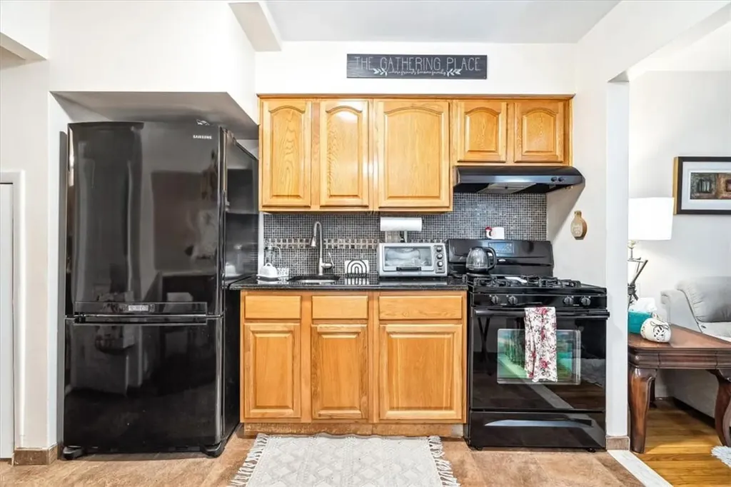 2414 Woodhull Avenue Bronx NY 10469