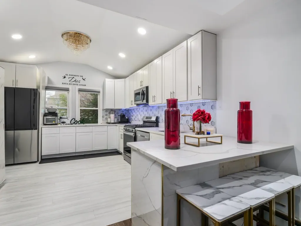 5 Davis Court Staten Island NY 10310