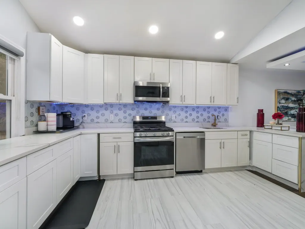 5 Davis Court Staten Island NY 10310