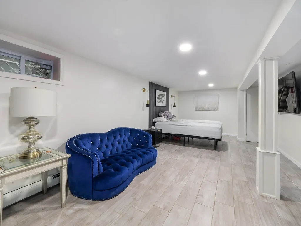 5 Davis Court Staten Island NY 10310