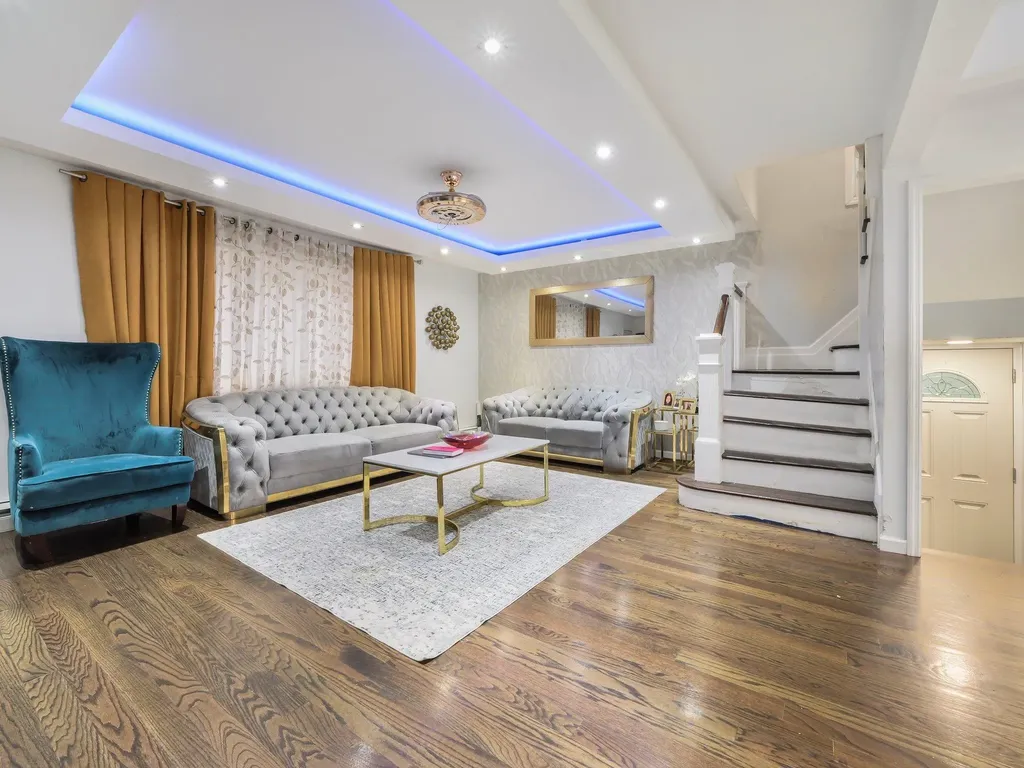 5 Davis Court Staten Island NY 10310