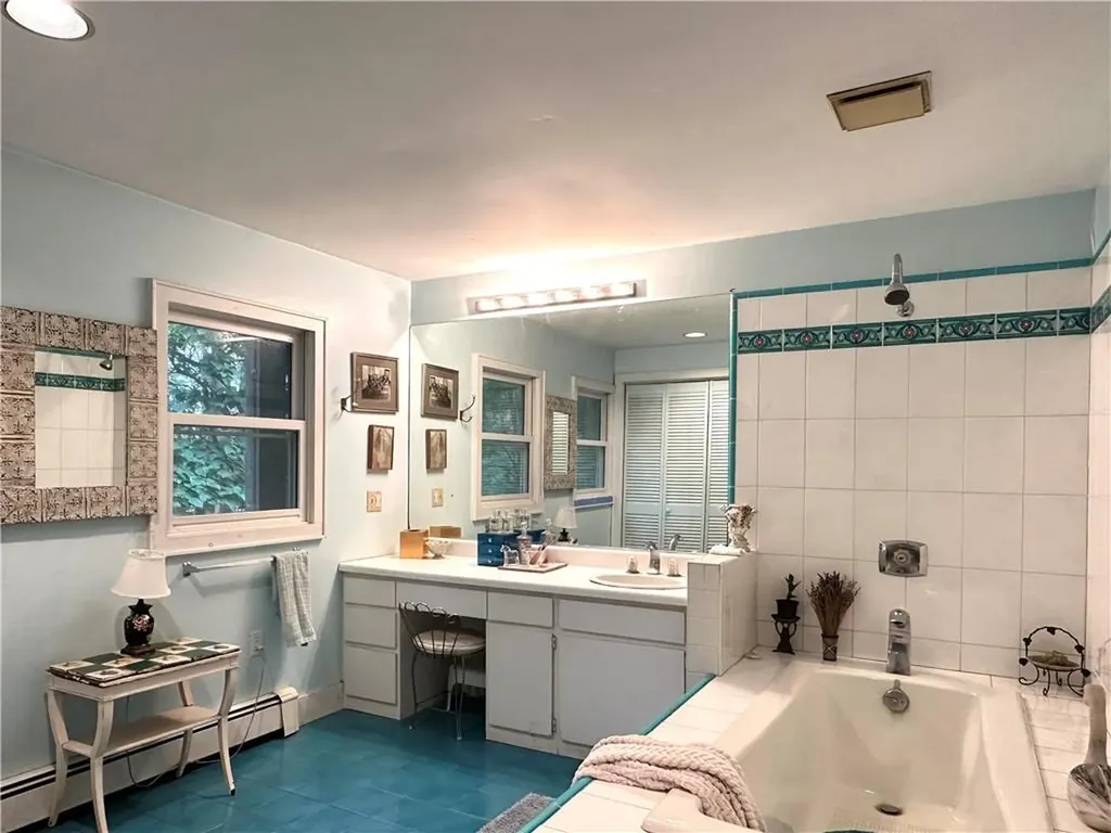 134 River Road Rhinebeck NY 12572