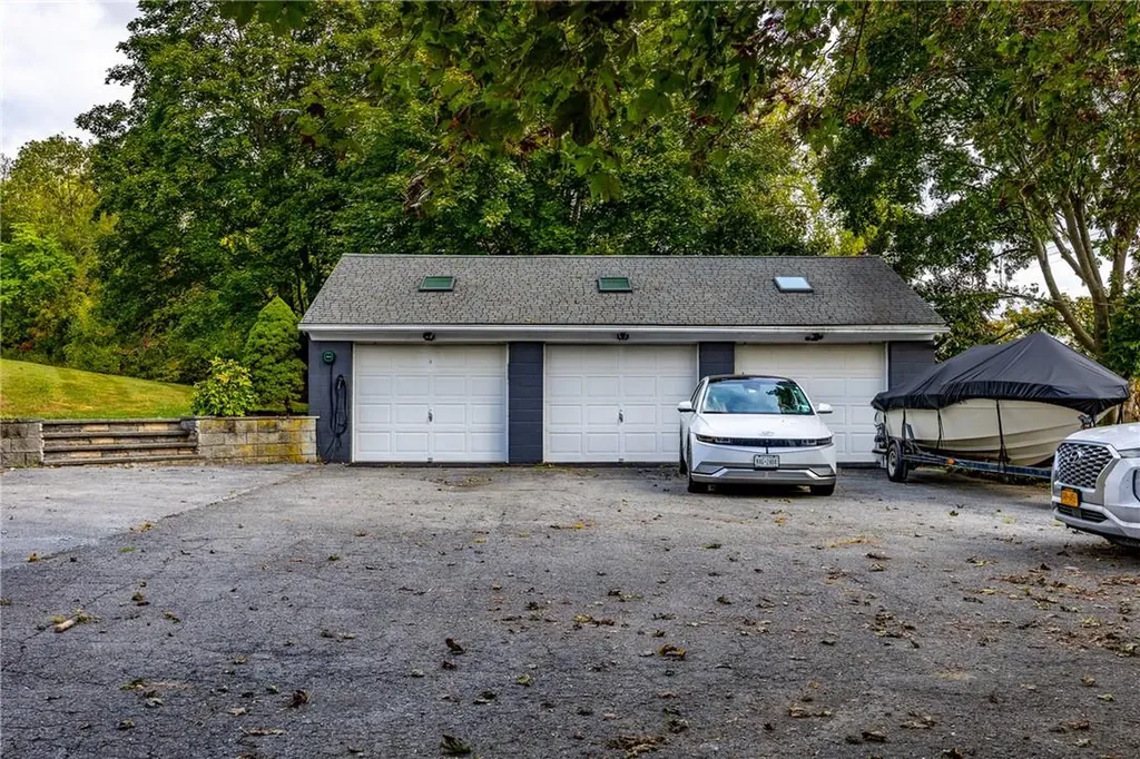 843 Van Wagner Road Poughkeepsie NY 12601