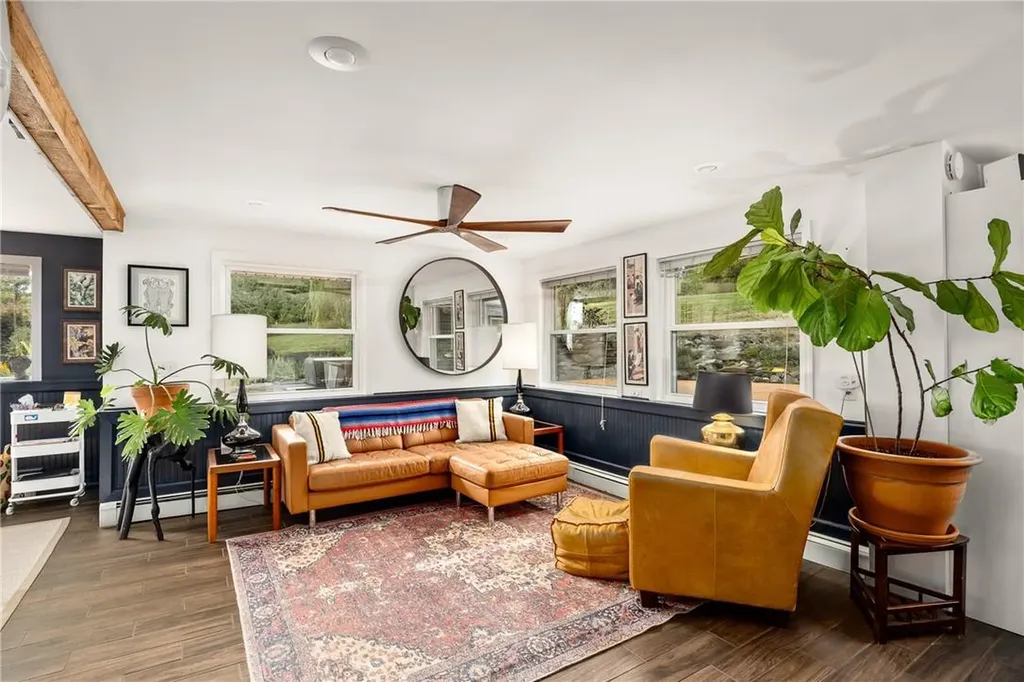 843 Van Wagner Road Poughkeepsie NY 12601