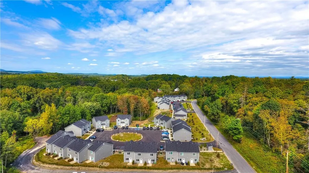 35 Levy Place Saugerties NY 12477