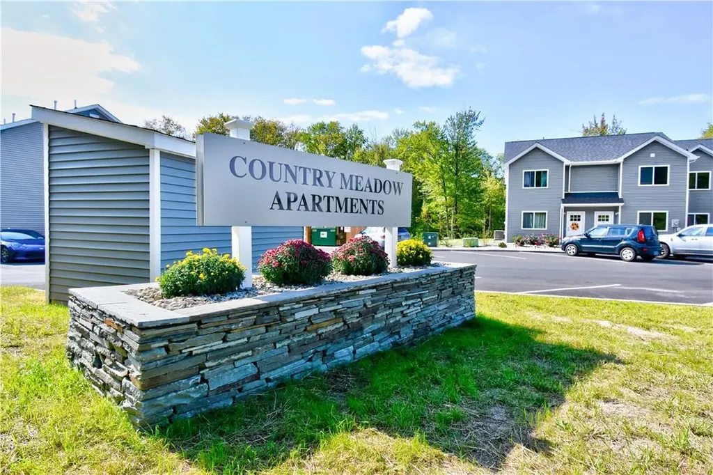 35 Levy Place Saugerties NY 12477