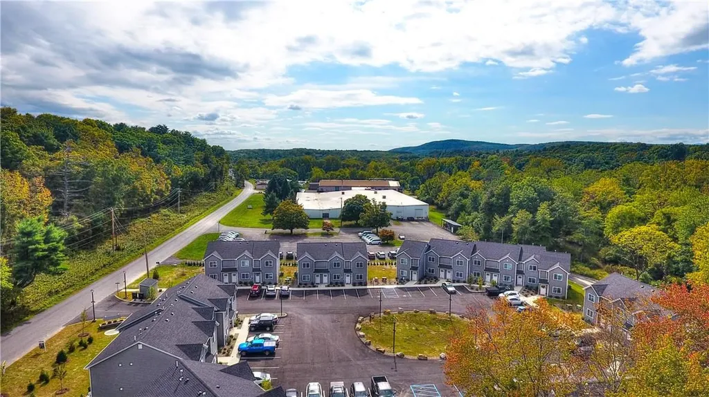 35 Levy Place Saugerties NY 12477