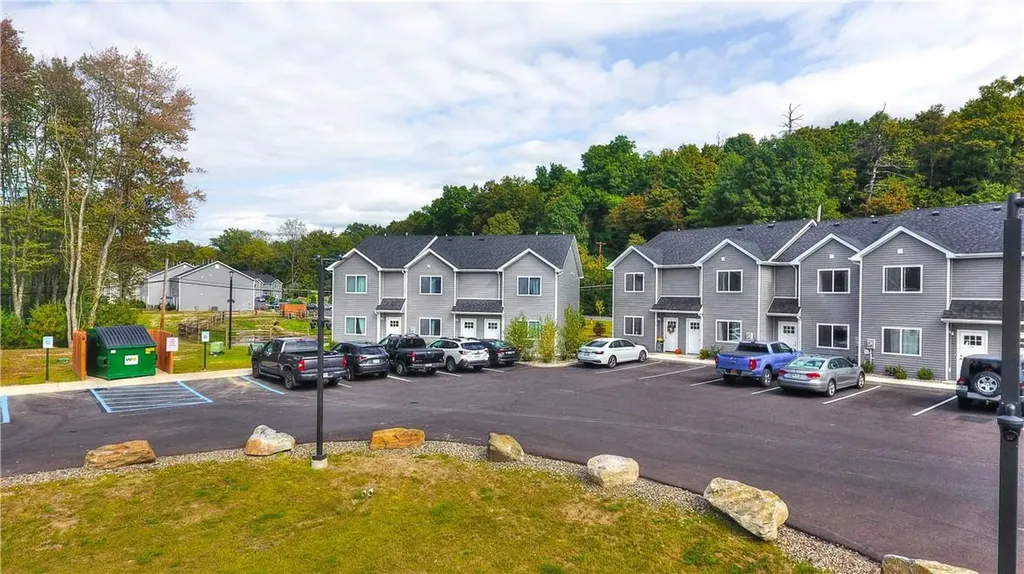 35 Levy Place Saugerties NY 12477