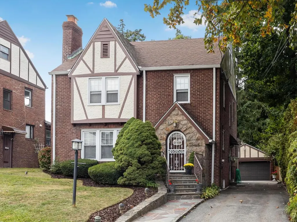 65 Minerva Drive Yonkers NY 10710