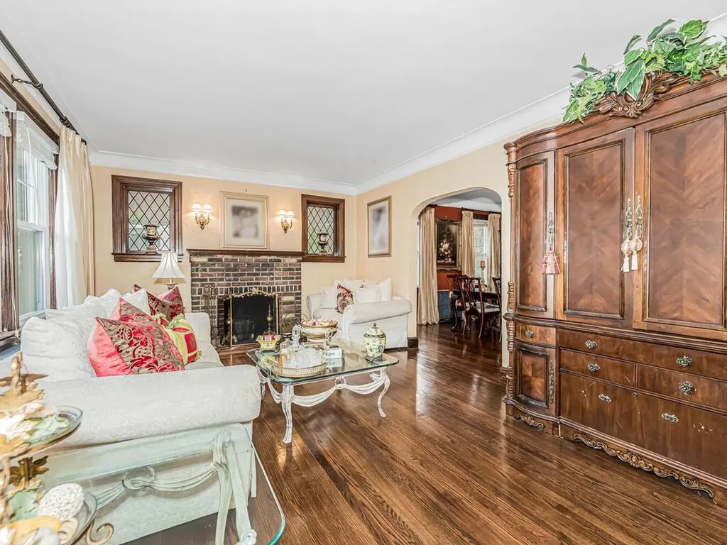 65 Minerva Drive Yonkers NY 10710
