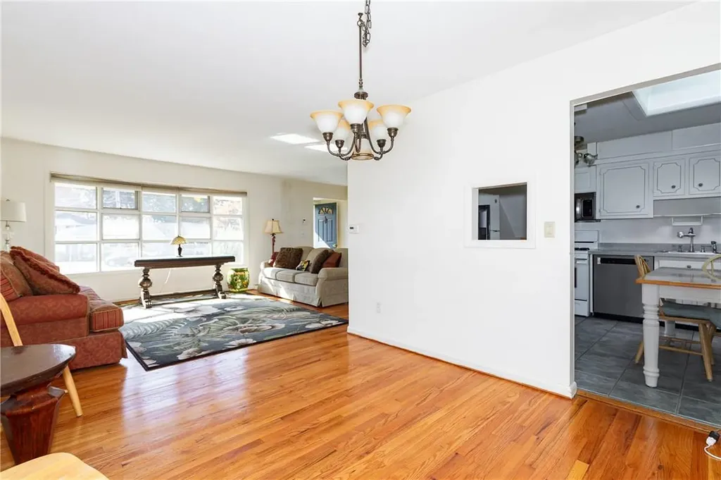 1 Lynbrook Road Poughkeepsie NY 12603