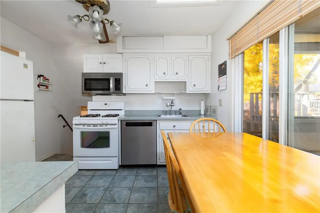 1 Lynbrook Road Poughkeepsie NY 12603
