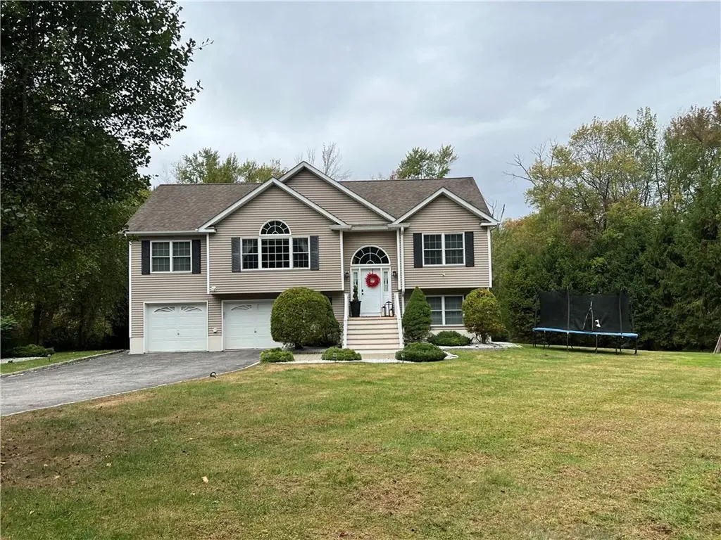 462 Shenandoah Road Hopewell Junction NY 12533