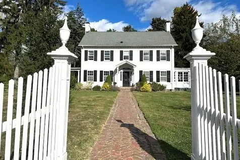 92 Hooker Avenue Poughkeepsie NY 12601
