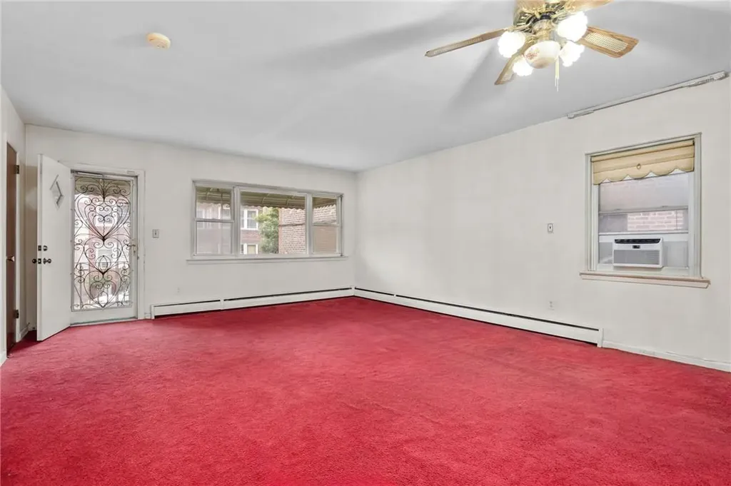 2537 Cruger Avenue Bronx NY 10467