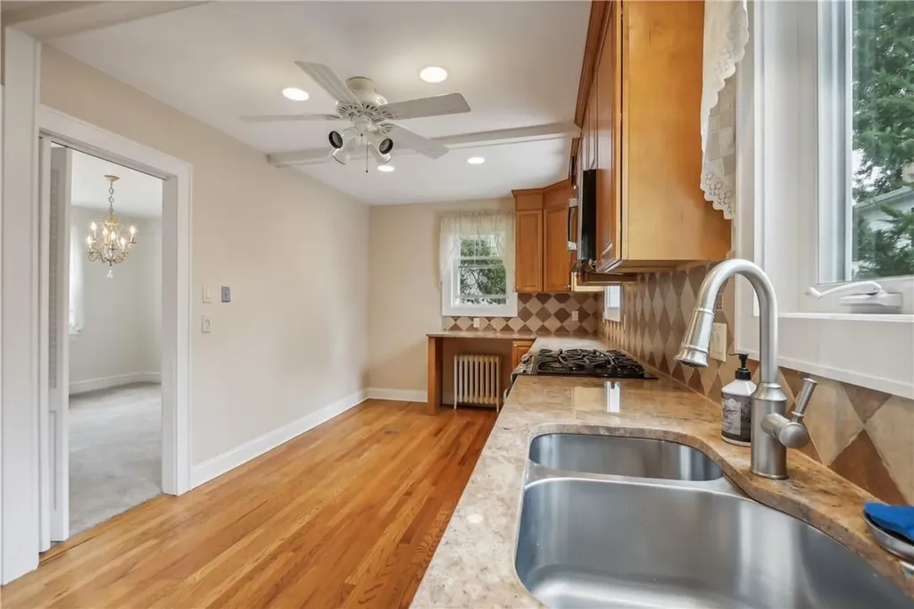 5 Shadow Lane Larchmont NY 10538
