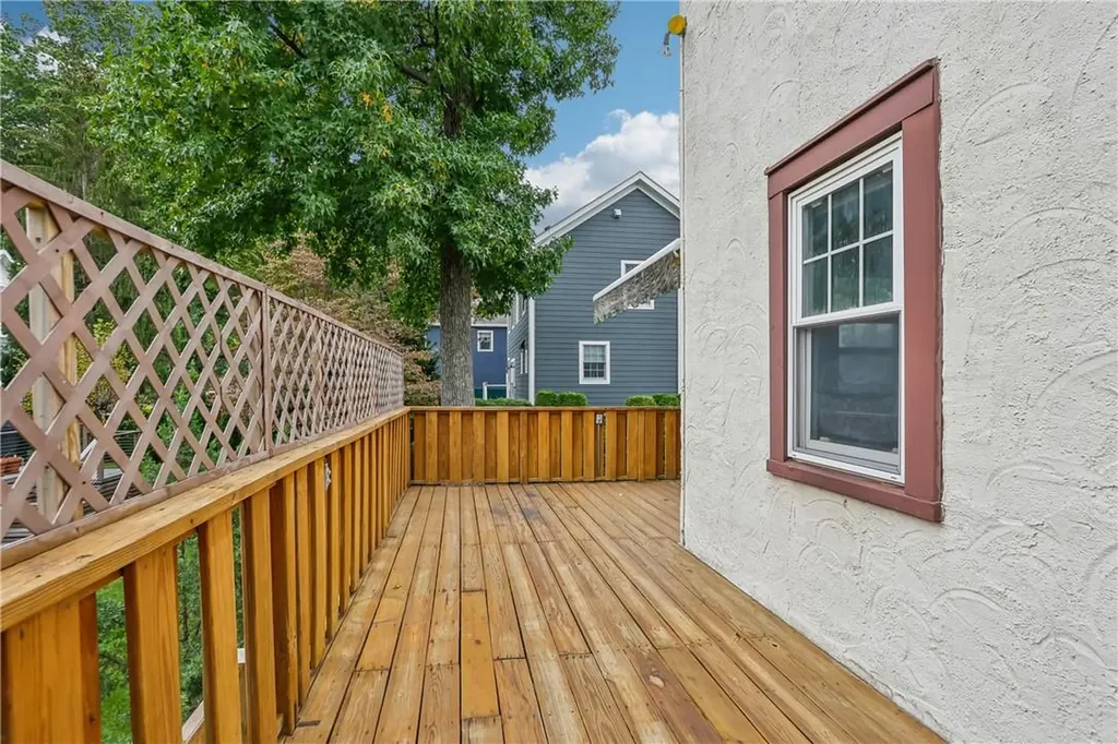 5 Shadow Lane Larchmont NY 10538