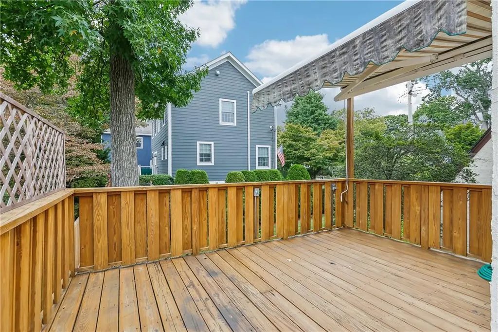5 Shadow Lane Larchmont NY 10538