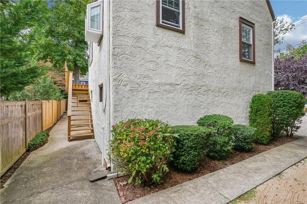 5 Shadow Lane Larchmont NY 10538