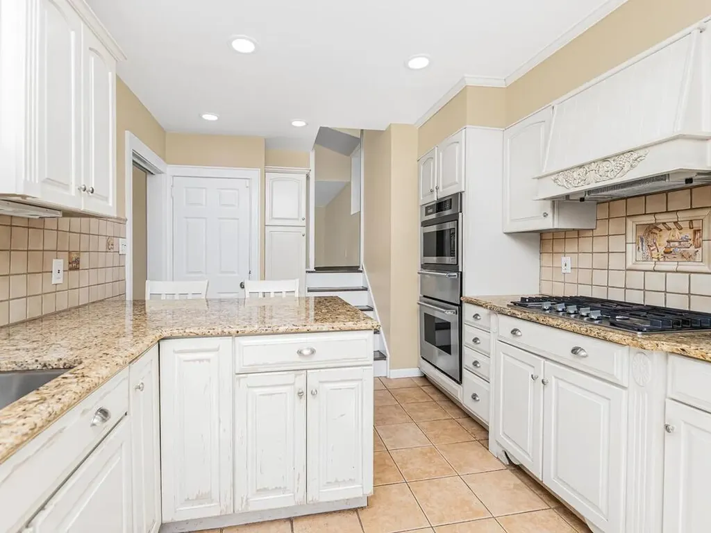 47 Rockridge Road Mount Vernon NY 10552