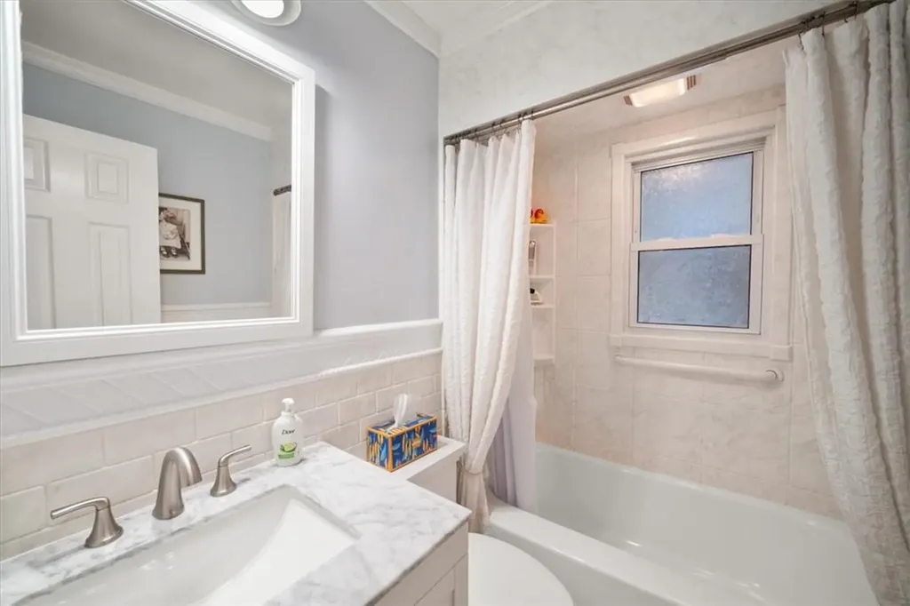 126 Murray Avenue Yonkers NY 10704