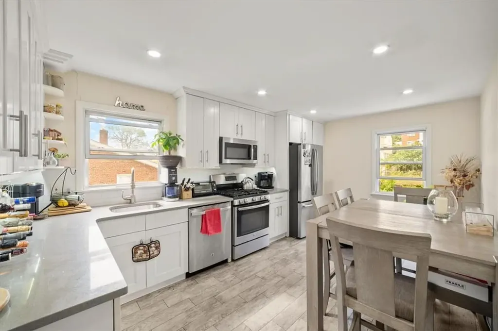 126 Murray Avenue Yonkers NY 10704