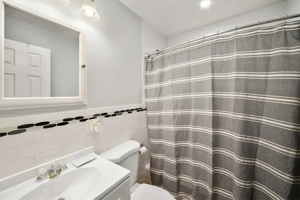 126 Murray Avenue Yonkers NY 10704