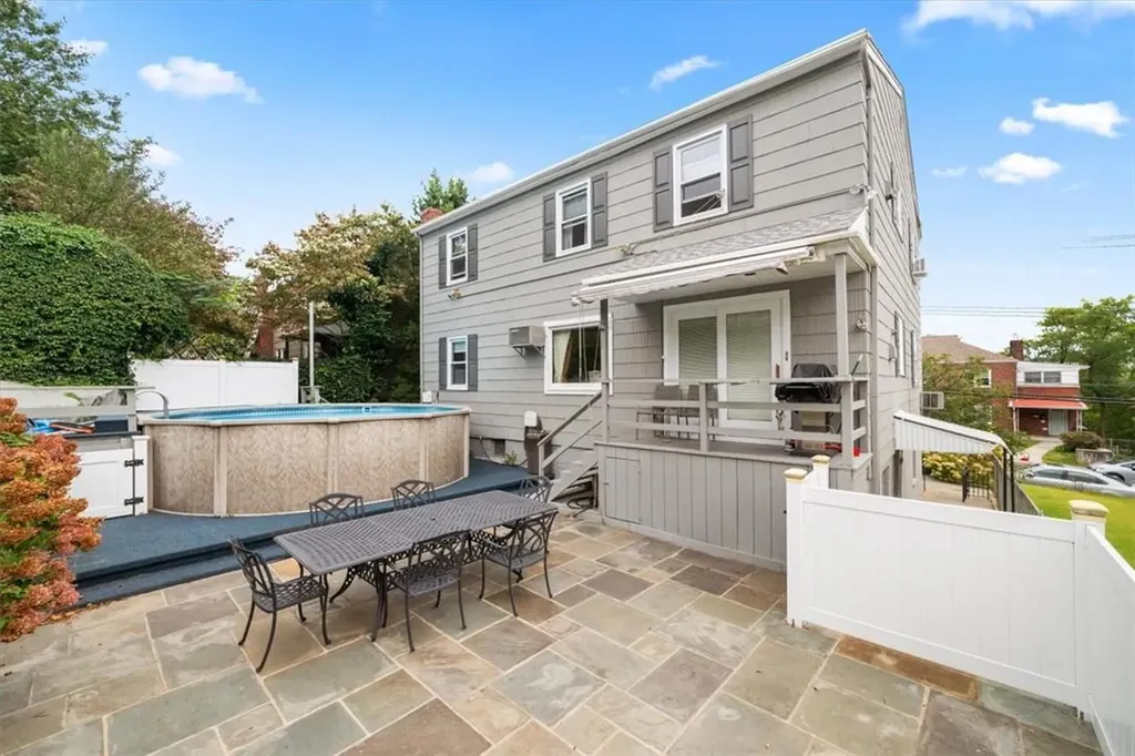 126 Murray Avenue Yonkers NY 10704