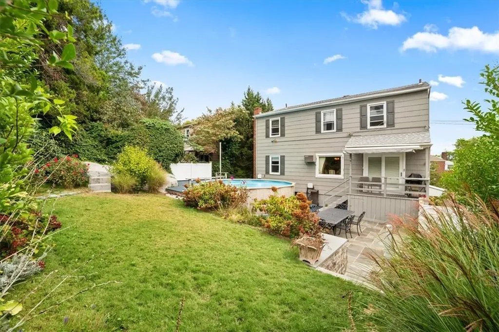 126 Murray Avenue Yonkers NY 10704