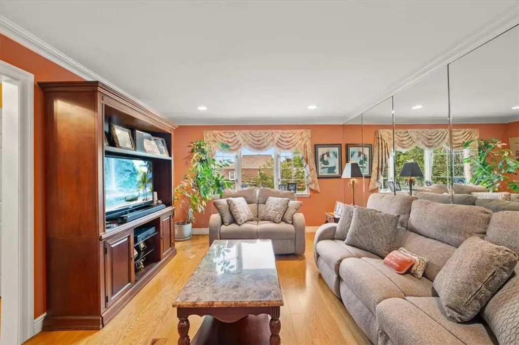 126 Murray Avenue Yonkers NY 10704