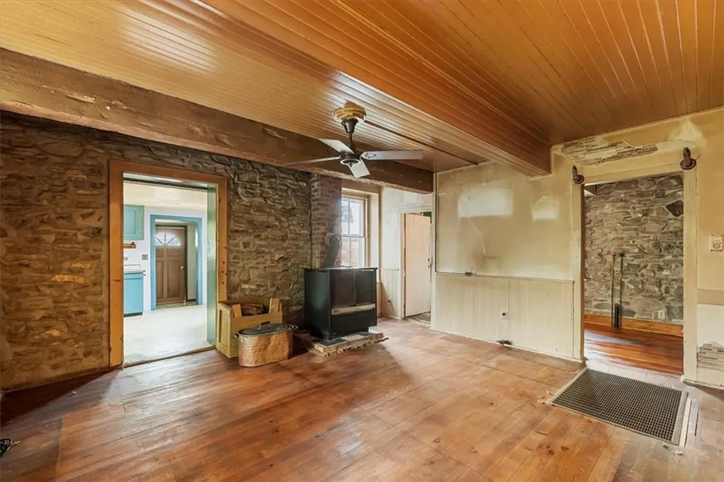 3202 State Route 209 Kingston NY 12401
