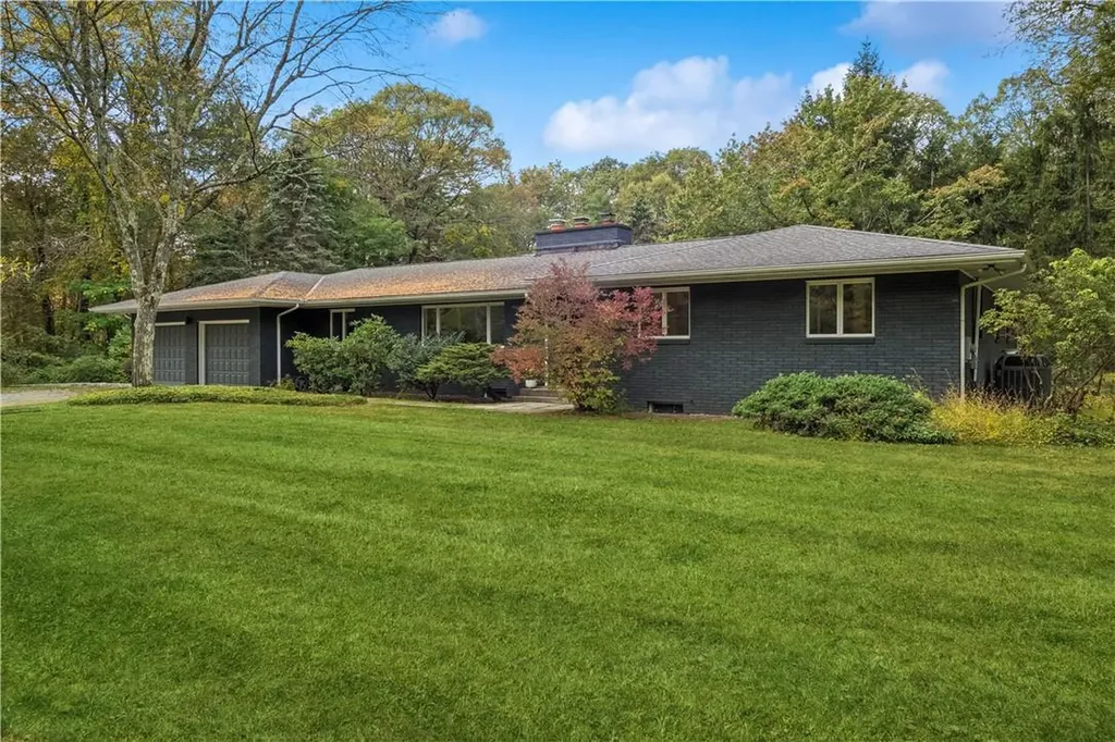 562 E Mountain Road N Cold Spring NY 10516