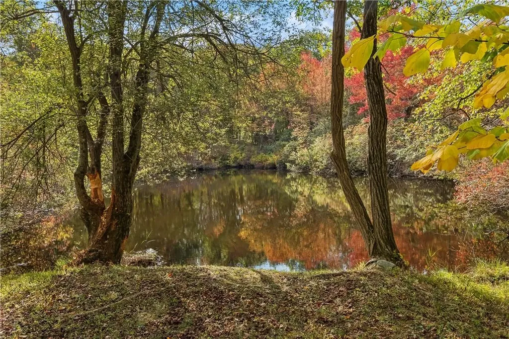 562 E Mountain Road N Cold Spring NY 10516