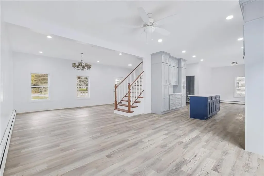 1214 Dutchess Turnpike Poughkeepsie NY 12603